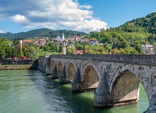 Características de entrada na Bósnia e Herzegovina. O que procurar e o que trazer